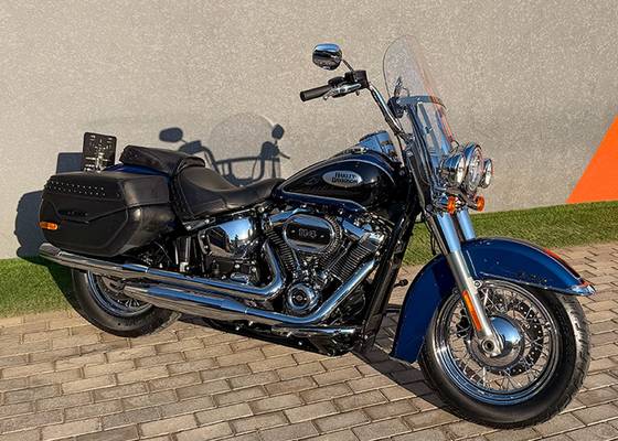 HARLEY-DAVIDSON SOFTAIL HERITAGE CLASSIC 114 